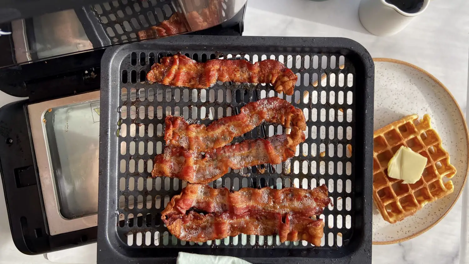 Can I use an Air Fryer to Cook Bacon?