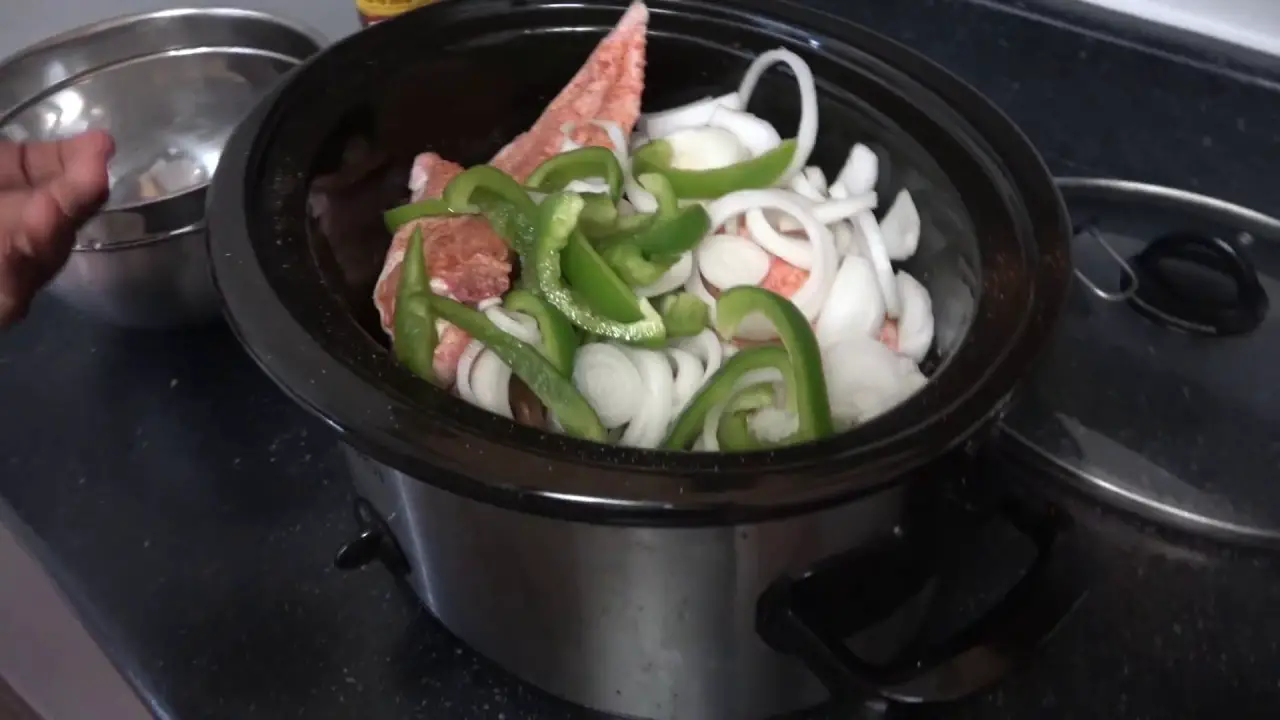 Can turkey wings be cooked in a crock pot?